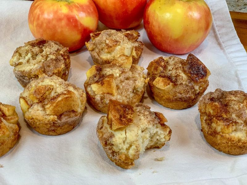Cinnamon Apple Muffins with No Texture