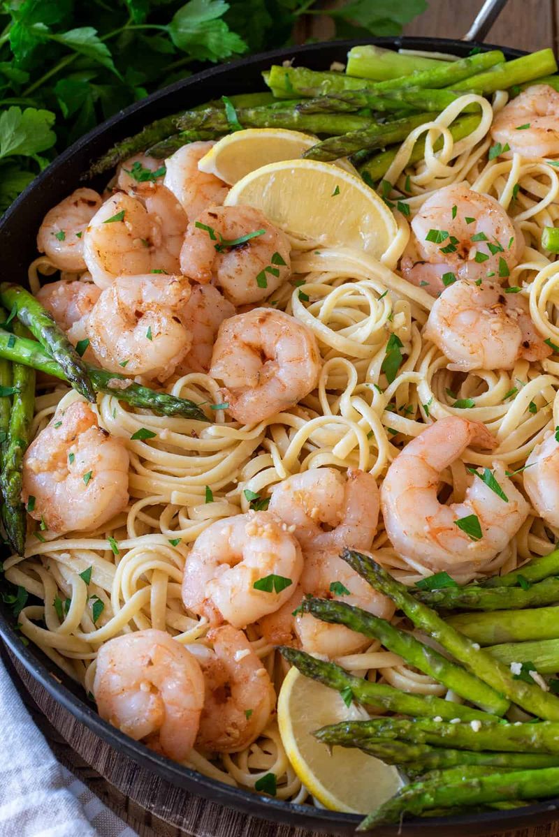 Lemon-Garlic Shrimp Linguine
