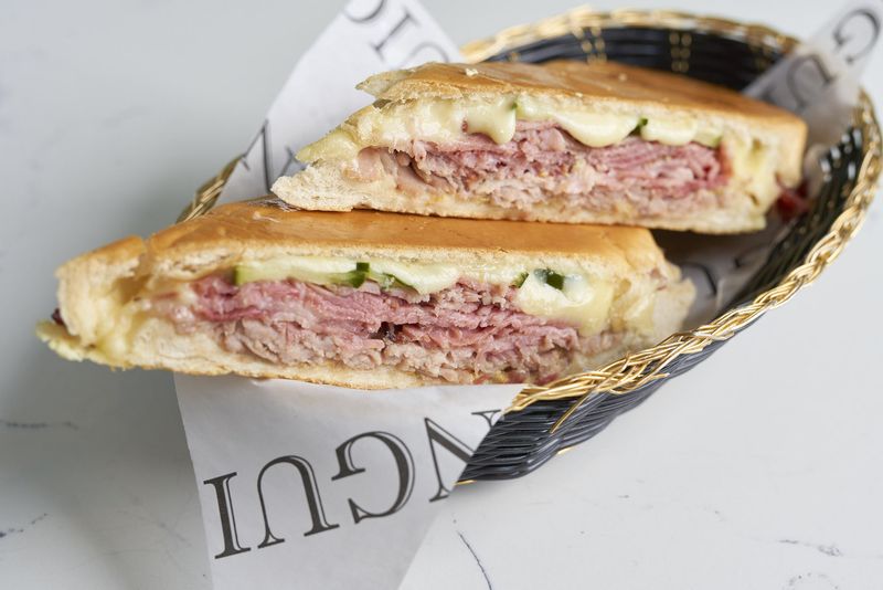 Cubano Sandwich (Sanguich de Miami – Miami, FL)