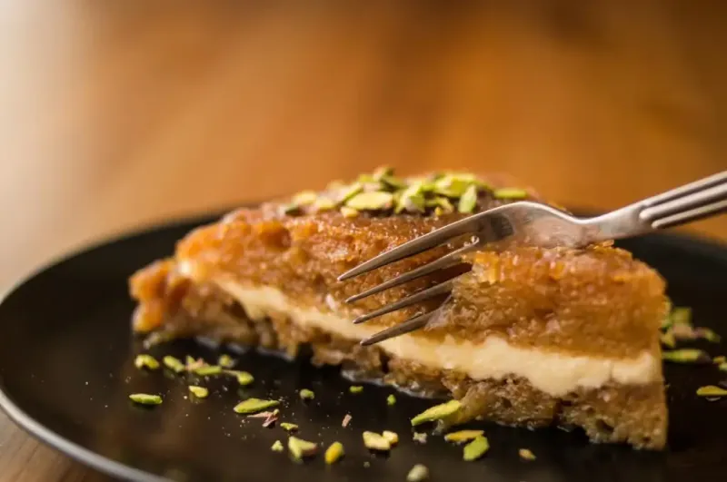 Kaymaklı Ekmek Kadayıfı