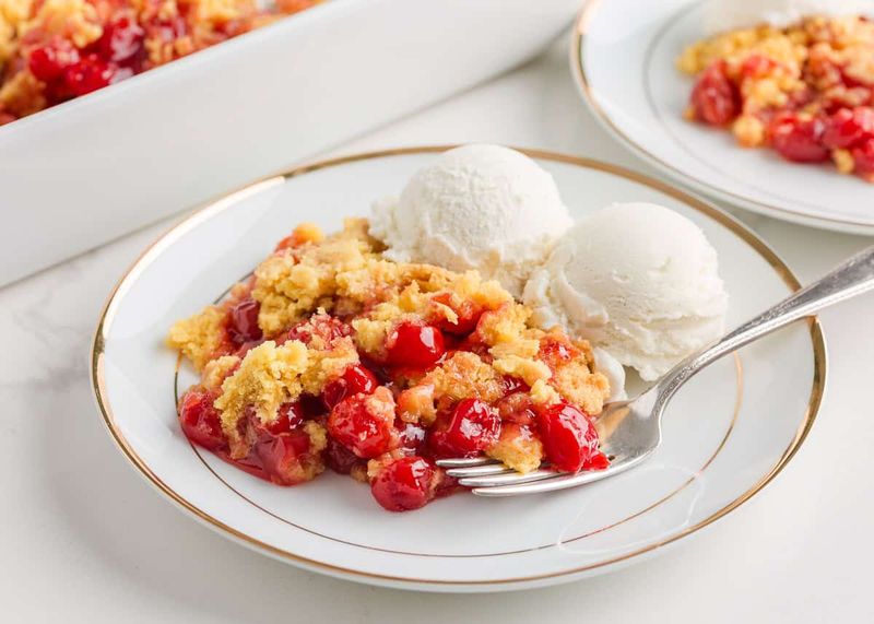 Cherry Pie Filling Dump Cake