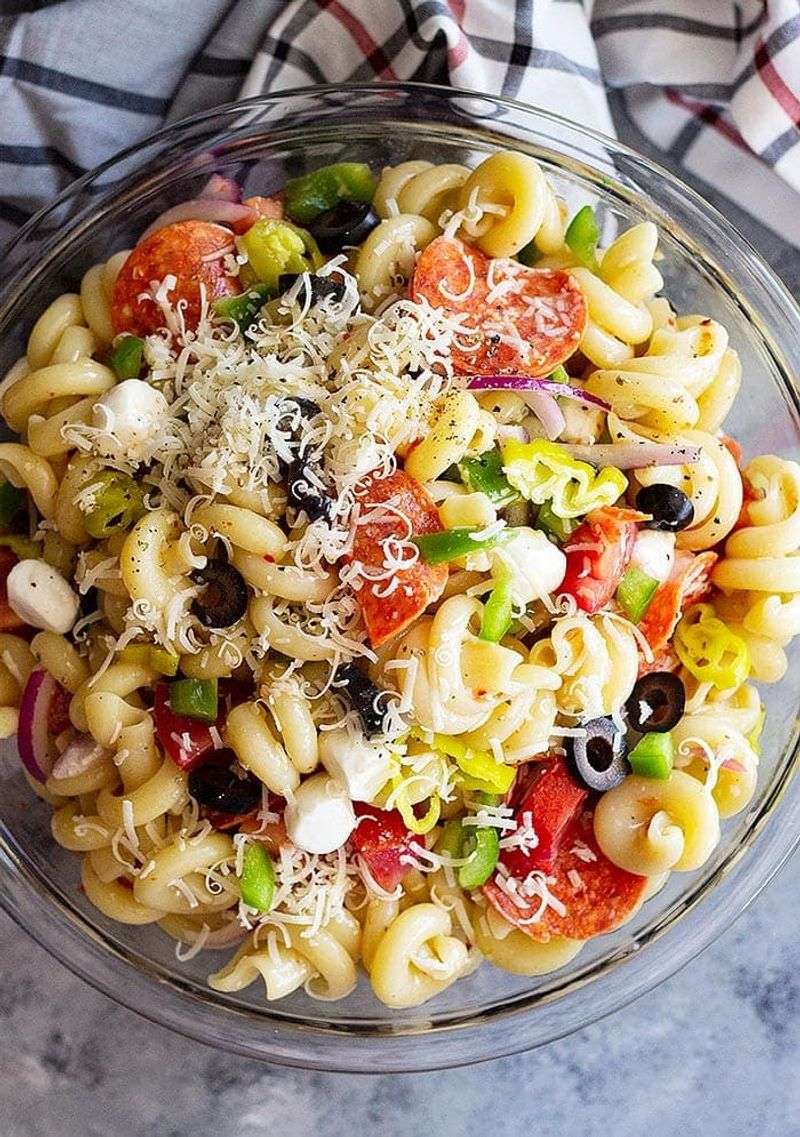 Cold Pizza Pasta Salad