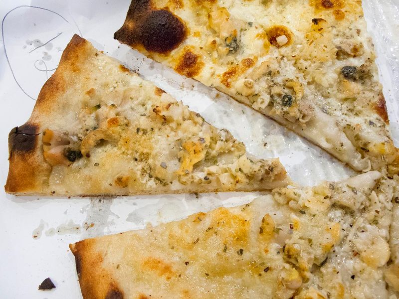 Frank Pepe’s White Clam Pizza (New Haven, CT)