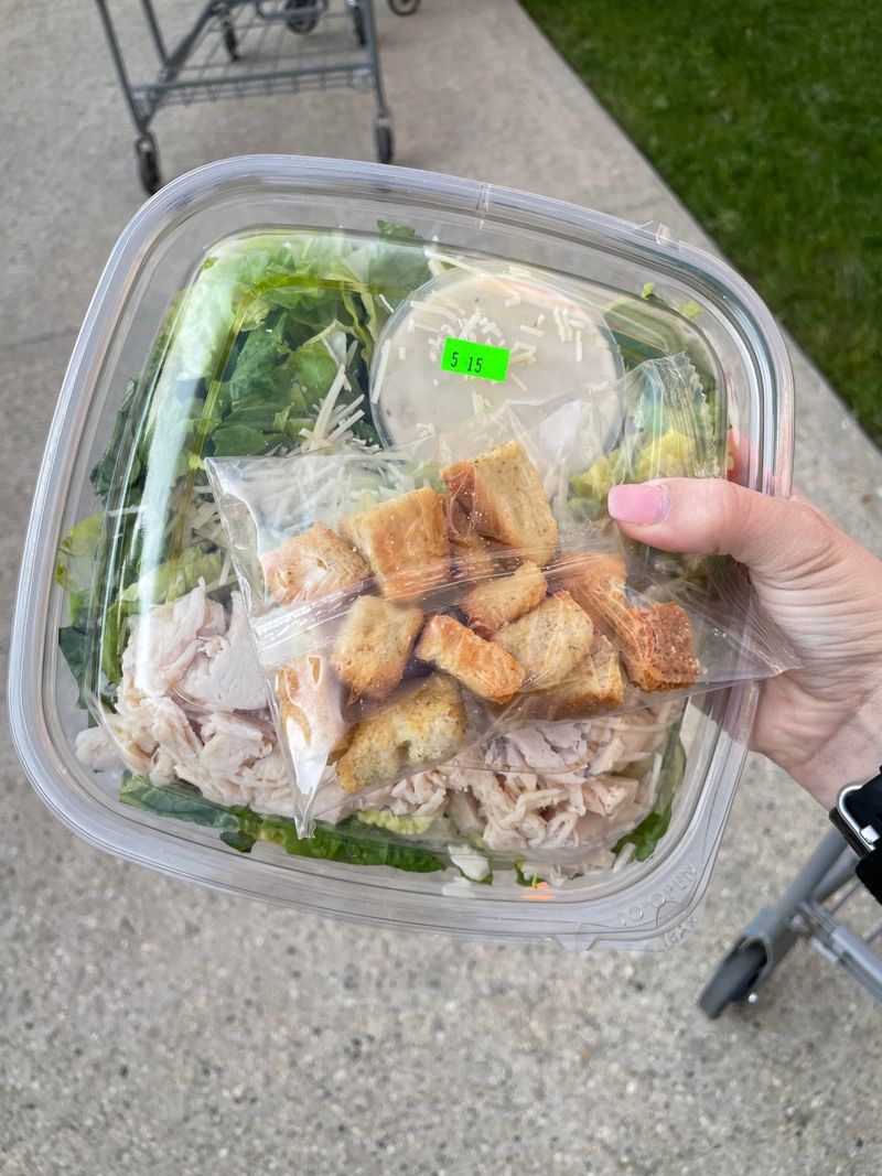 Chicken Caesar Salad Kit