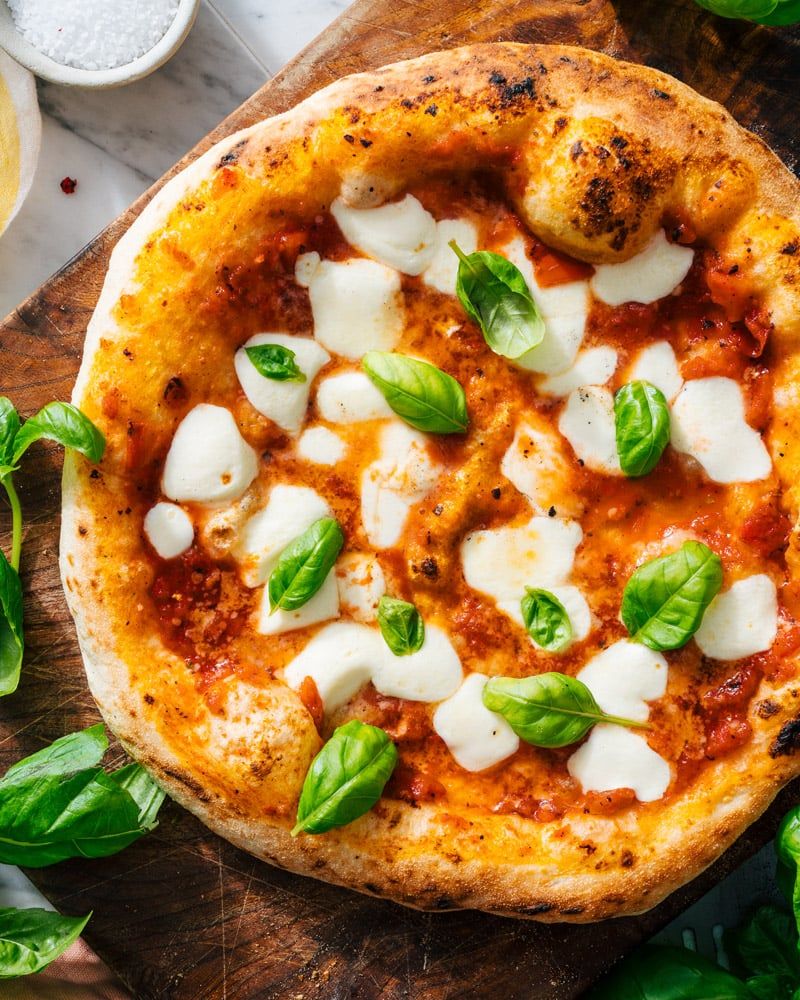 Margherita with a Twist of Garlic Oil