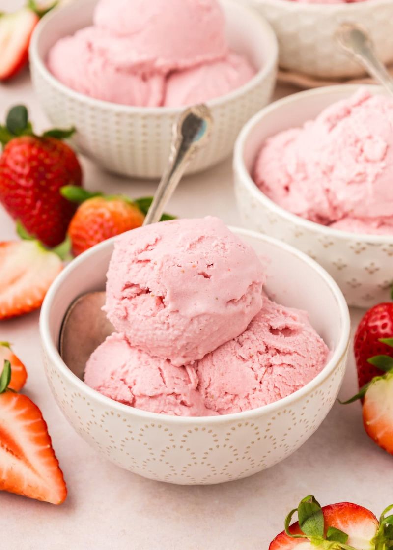 Frozen Yogurt (Plain or Low Sugar)