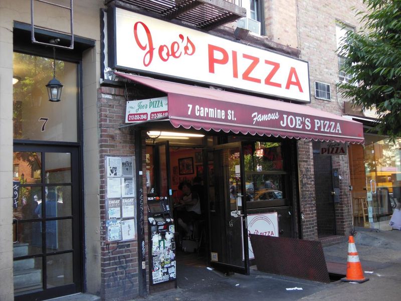 Joe's Pizza