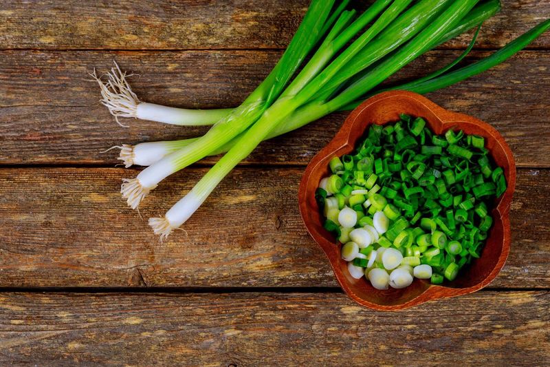 Green Onions (Scallions)