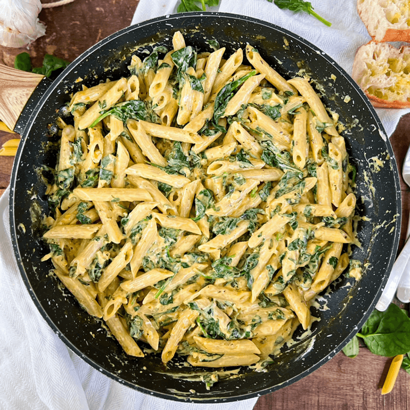 One-Pot Pasta with Garlic and Spinach