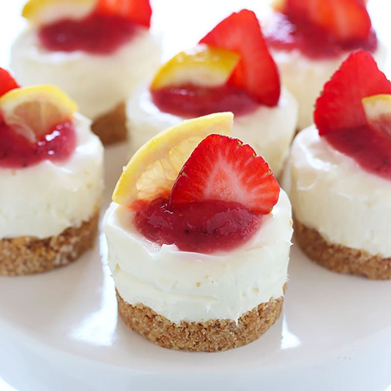 No-Bake Mini Cheesecakes
