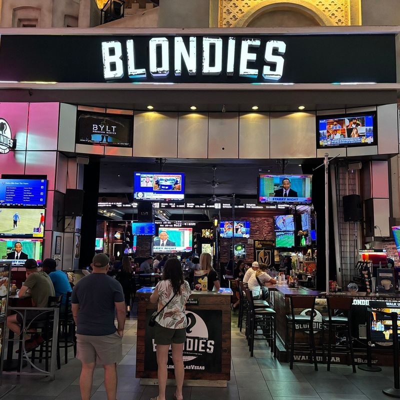 Blondies Sports Bar & Grill