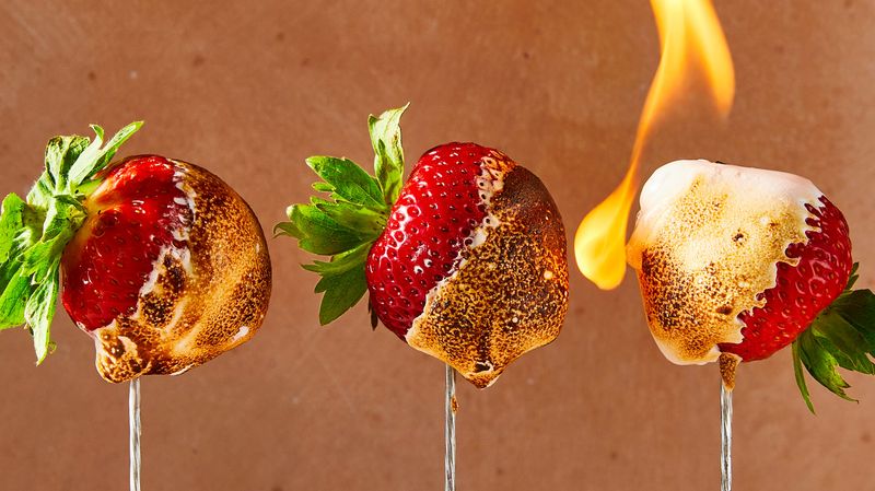 Marshmallow-Stuffed Strawberries