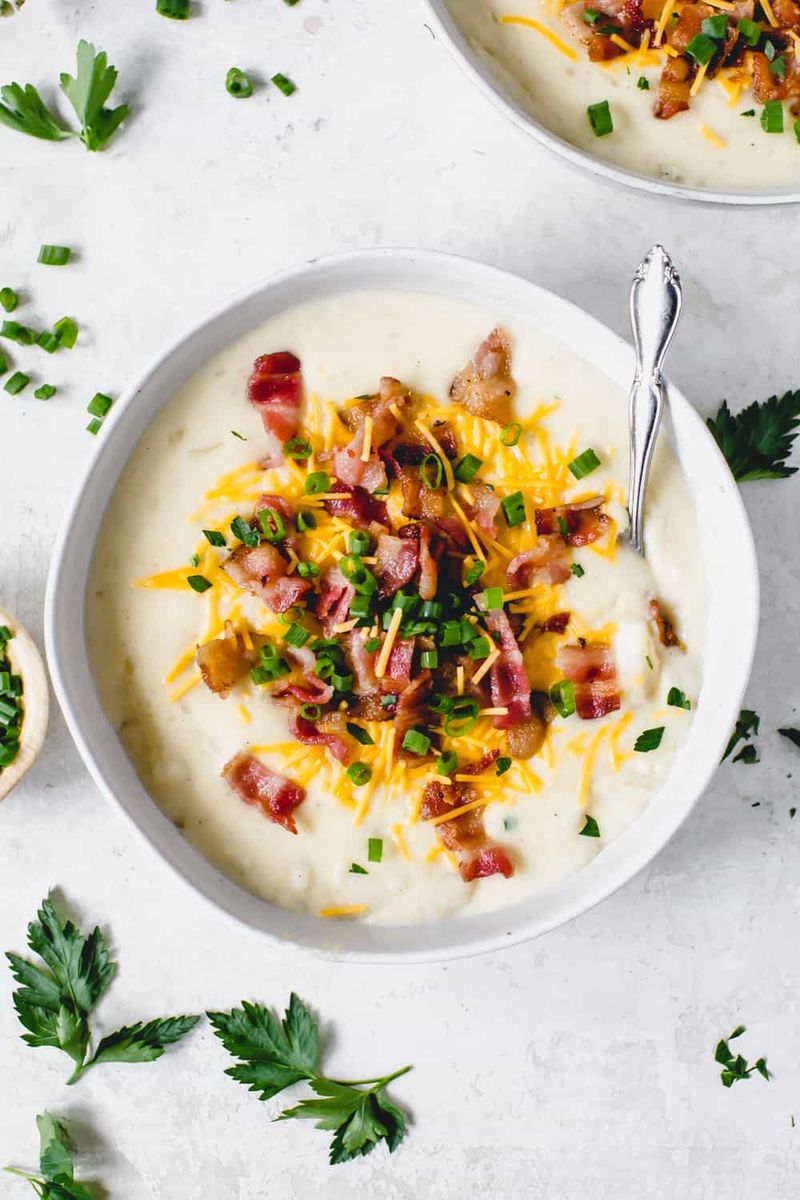 Slow Cooker Loaded Potato Soup