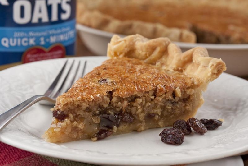 Oatmeal Raisin Cookie Pie