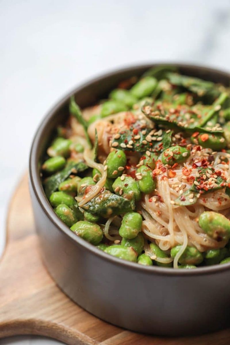 Edamame & Baby Spinach Soba Noodles
