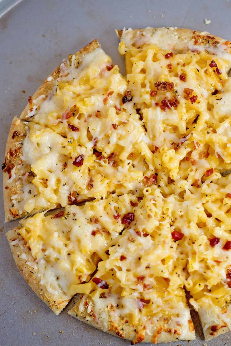 Mac & Cheese Pizza