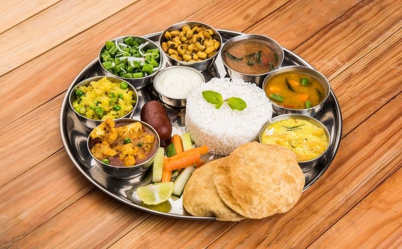 India – Spicy Dal and Chapati