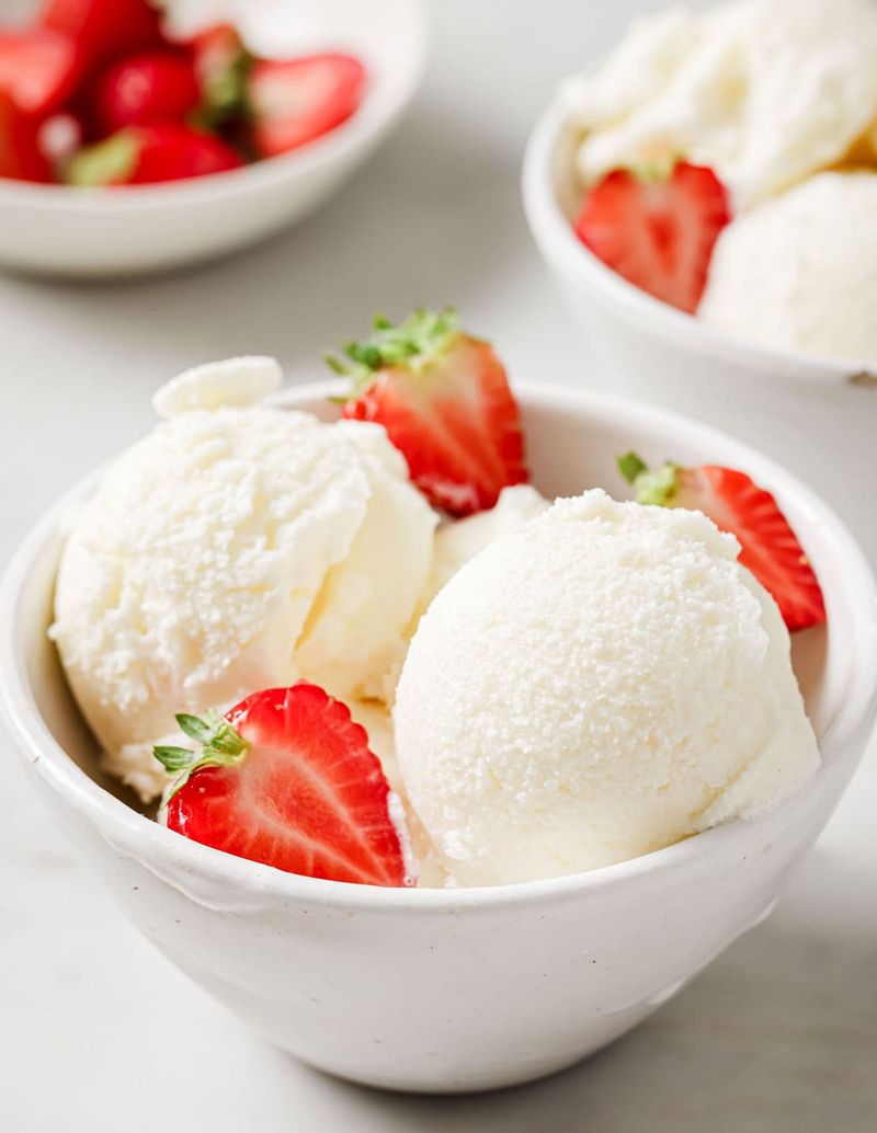 Frozen Yogurt (Plain, Low-Sugar)