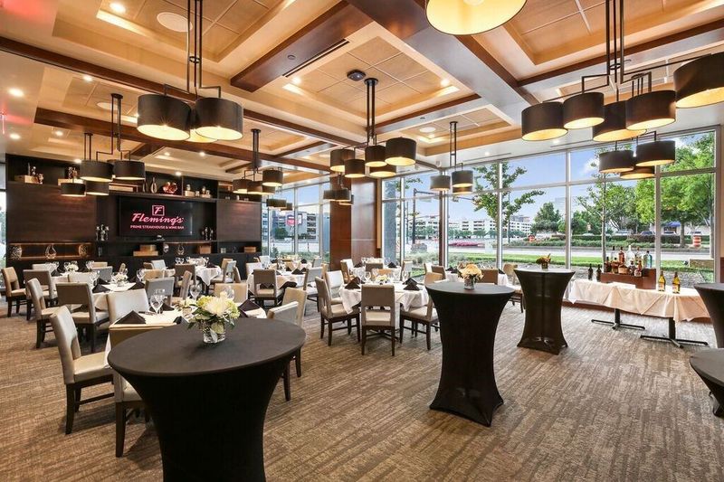Fleming’s Prime Steakhouse & Wine Bar