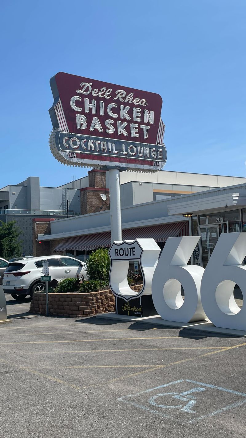 Dell Rhea’s Chicken Basket