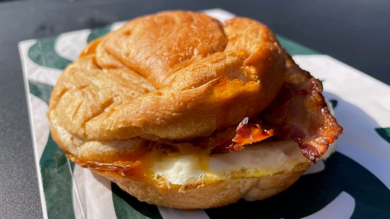 Starbucks Double-Smoked Bacon, Cheddar & Egg