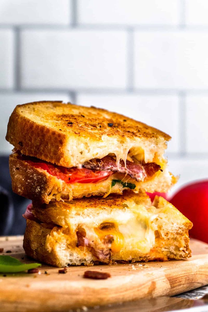 Grilled Cheese & Tomato