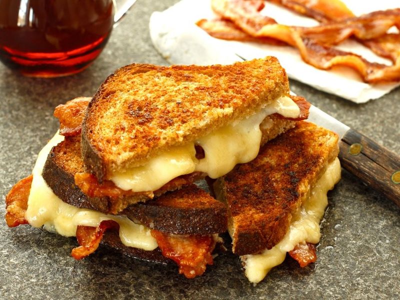 Vermont – Maple-Cheddar Grilled Cheese