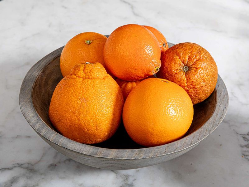 Standard Navel Oranges (from cold storage)