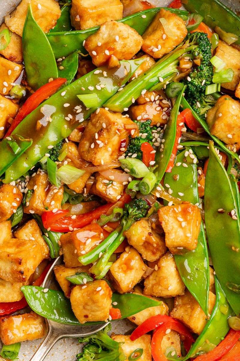 Tofu Stir-Fry with Garlic Sauce
