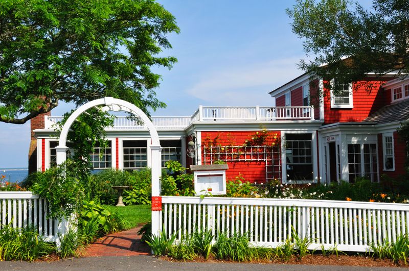 The Red Inn