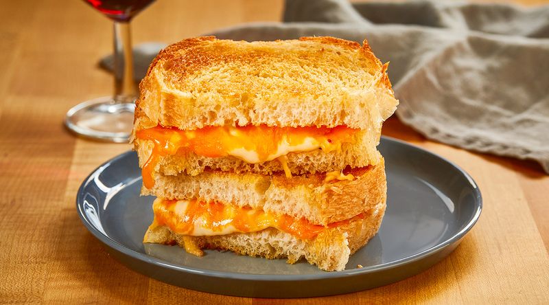 Wisconsin – 3-Cheese Wisconsin Melt