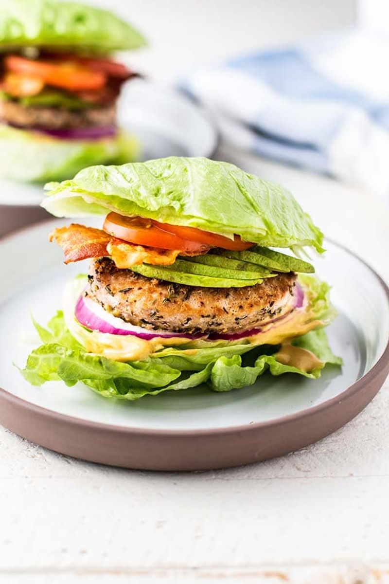 Lettuce-Wrapped Turkey Burger