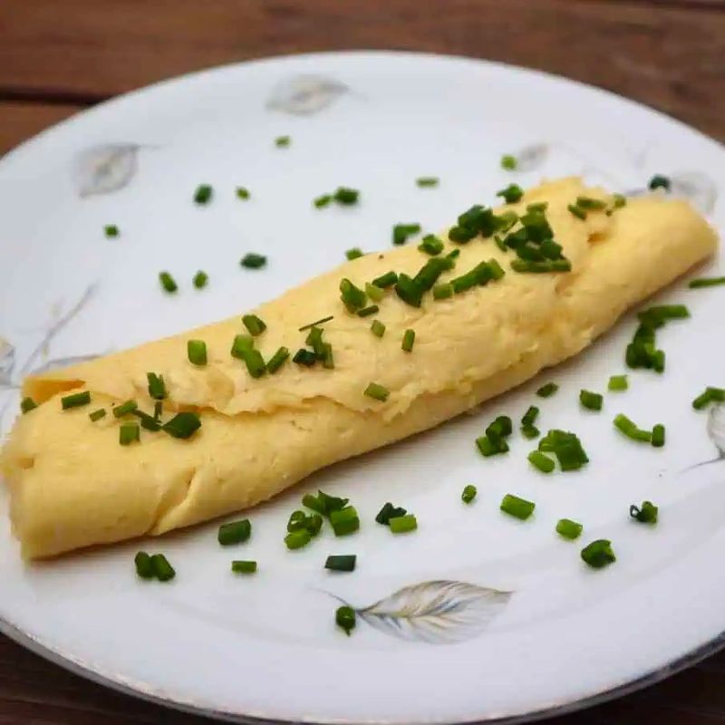 Classic French Omelette Folding