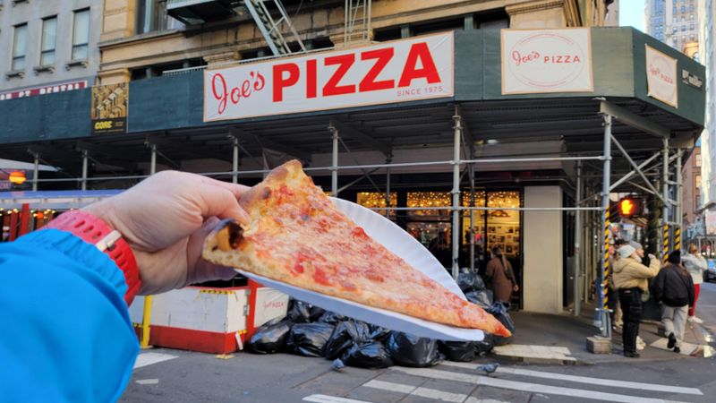 A Classic NY Slice from Joe’s Pizza