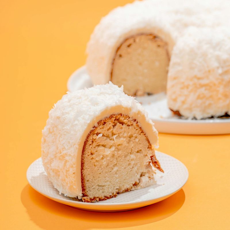Tom Cruise’s White Chocolate Coconut Bundt Cake