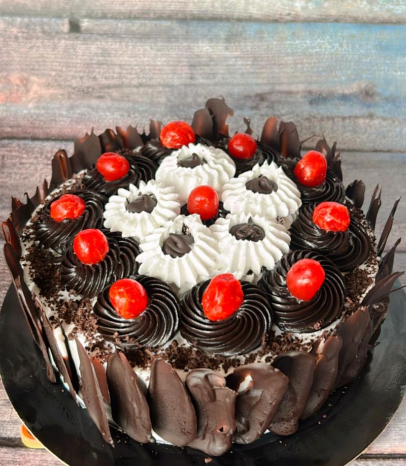 1975 – Black Forest Cake