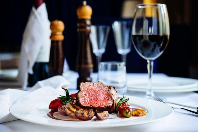 3. Reservations Are a Very Good Idea