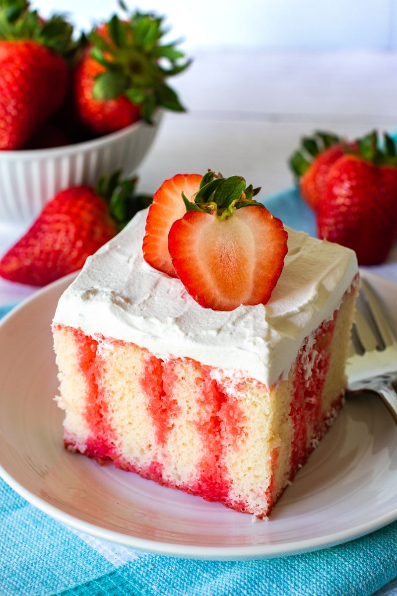 Strawberry Jello Poke Cake