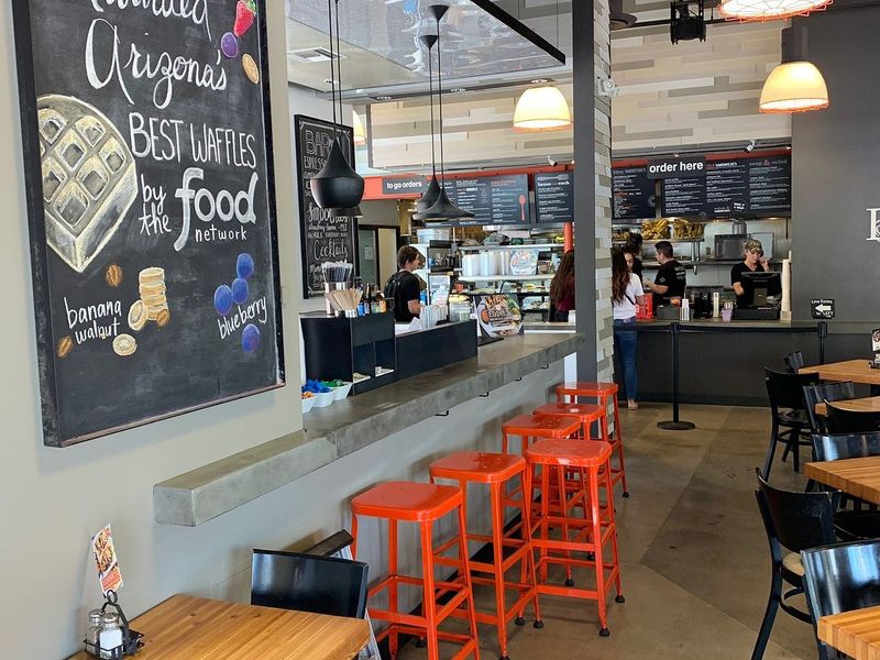 Arizona – Ike’s Love & Sandwiches (Tempe)