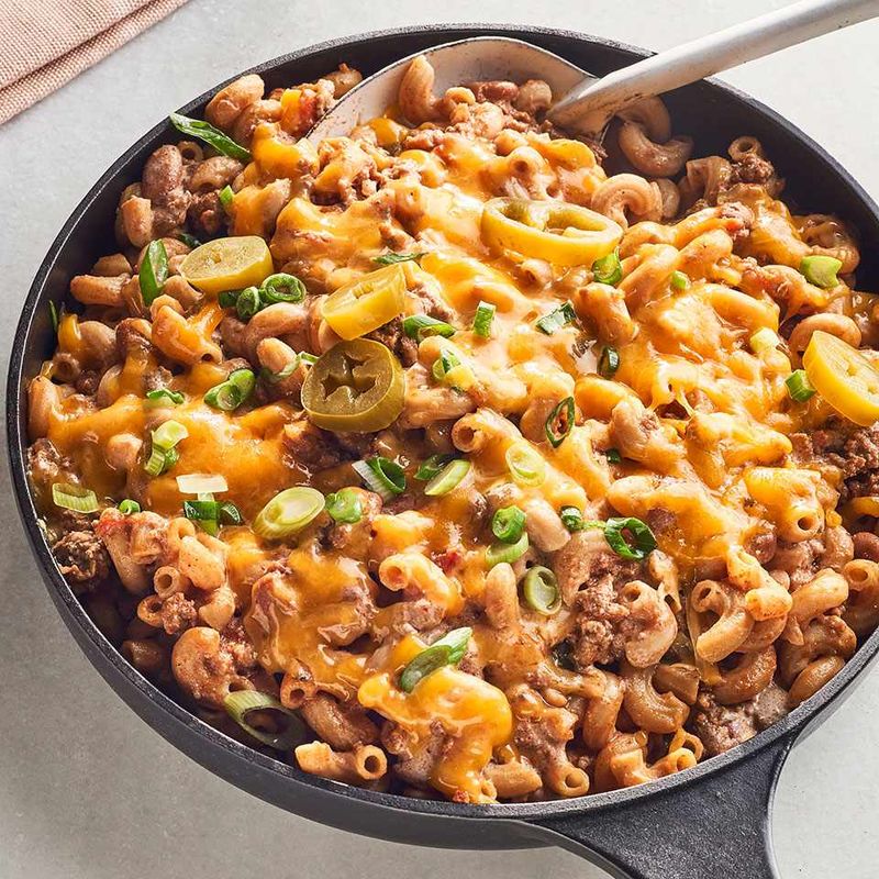Rachael Ray – 30-Minute Chili Mac