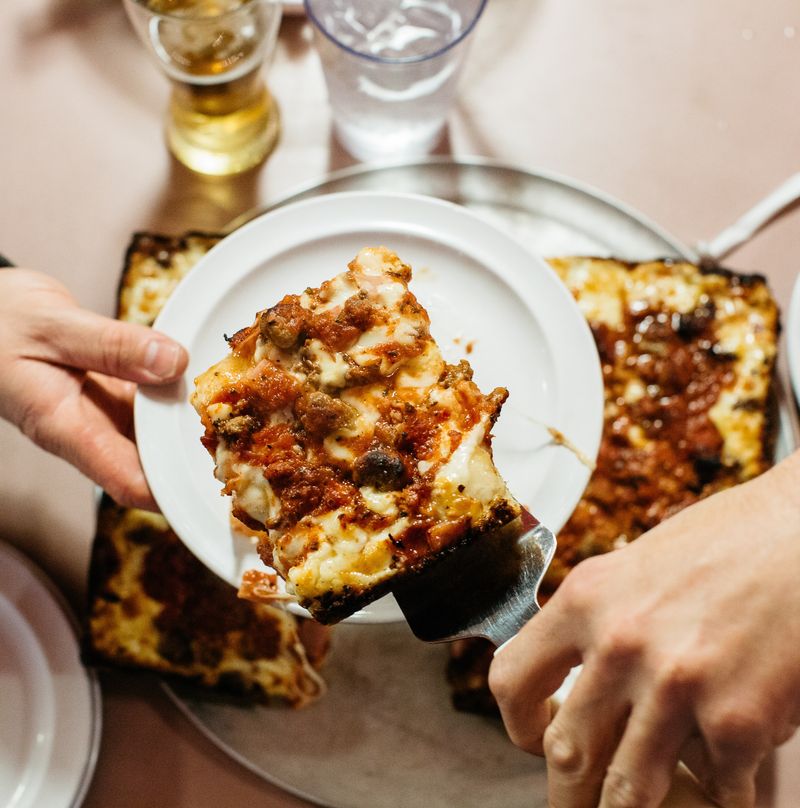 Detroit, MI – Detroit-Style Pizza
