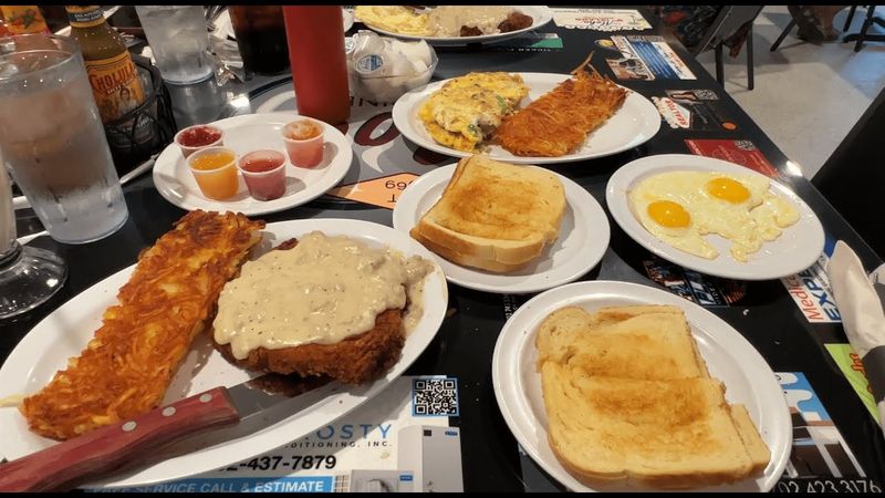 Lou's Diner