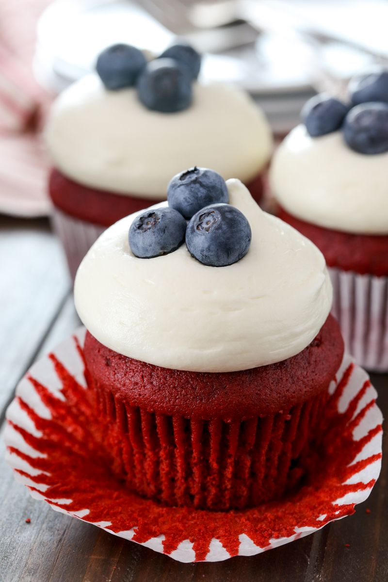 Red Velvet Cupcakes With Cream Cheese Frosting