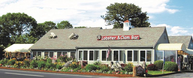 Arnold’s Lobster & Clam Bar