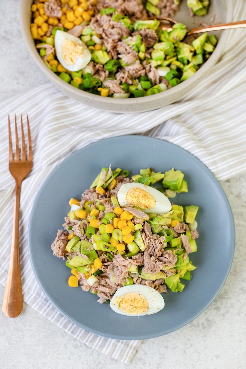 Tuna and Avocado Salad Box