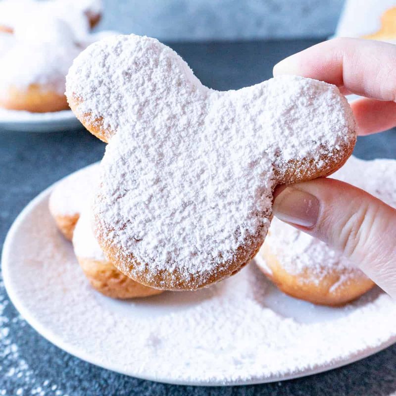 Mickey Beignets
