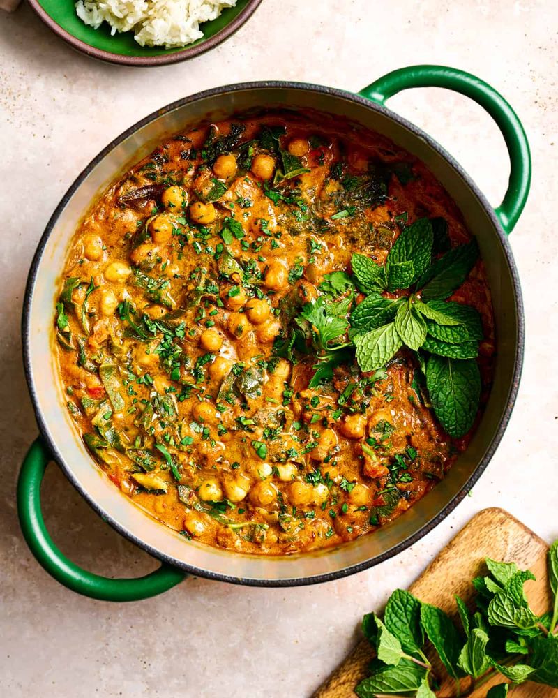 Vegetarian Curry with Chickpeas