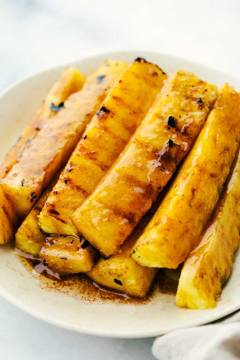 Grilled Pineapple with Cinnamon Sugar