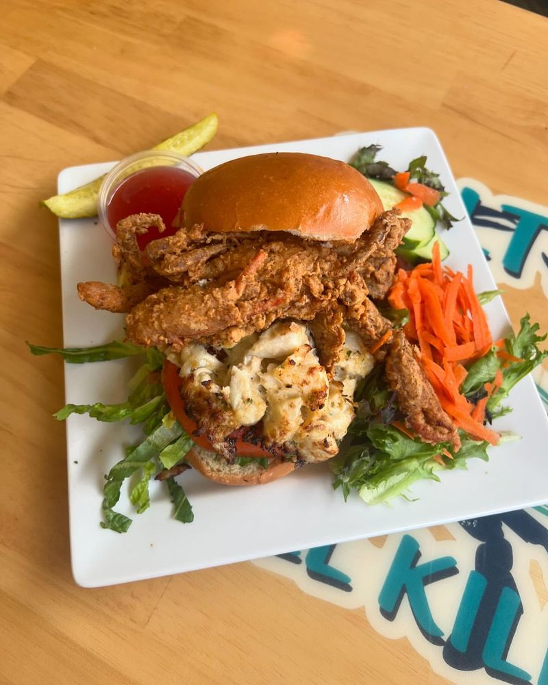 Delaware: Woody’s Dewey Beach Bar & Grill – Fried Rockfish Sandwich