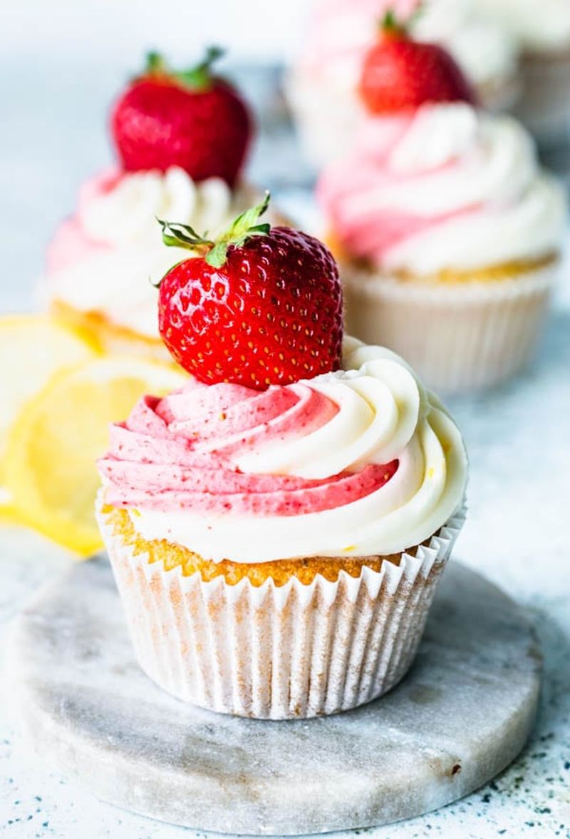 Strawberry Lemonade Cupcakes